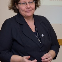 Erzsébet napon Erzsébetről