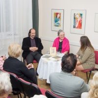 Könyvbemutató az Erzsébet napon